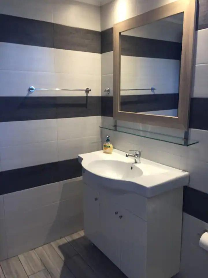 Christina Apartment Ágios Konstantínos Zewnętrze zdjęcie